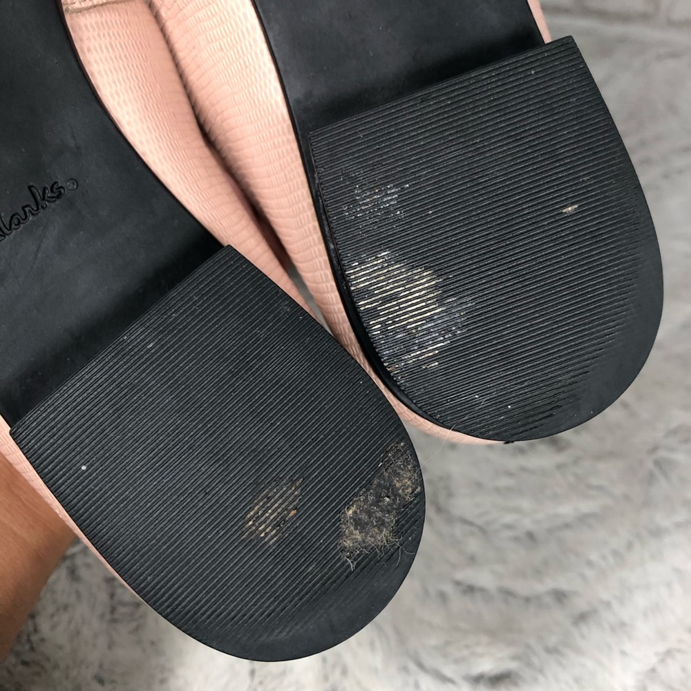 Cap Toe Low Heel Lizard Print Career Shoes - Picture 8 of 12